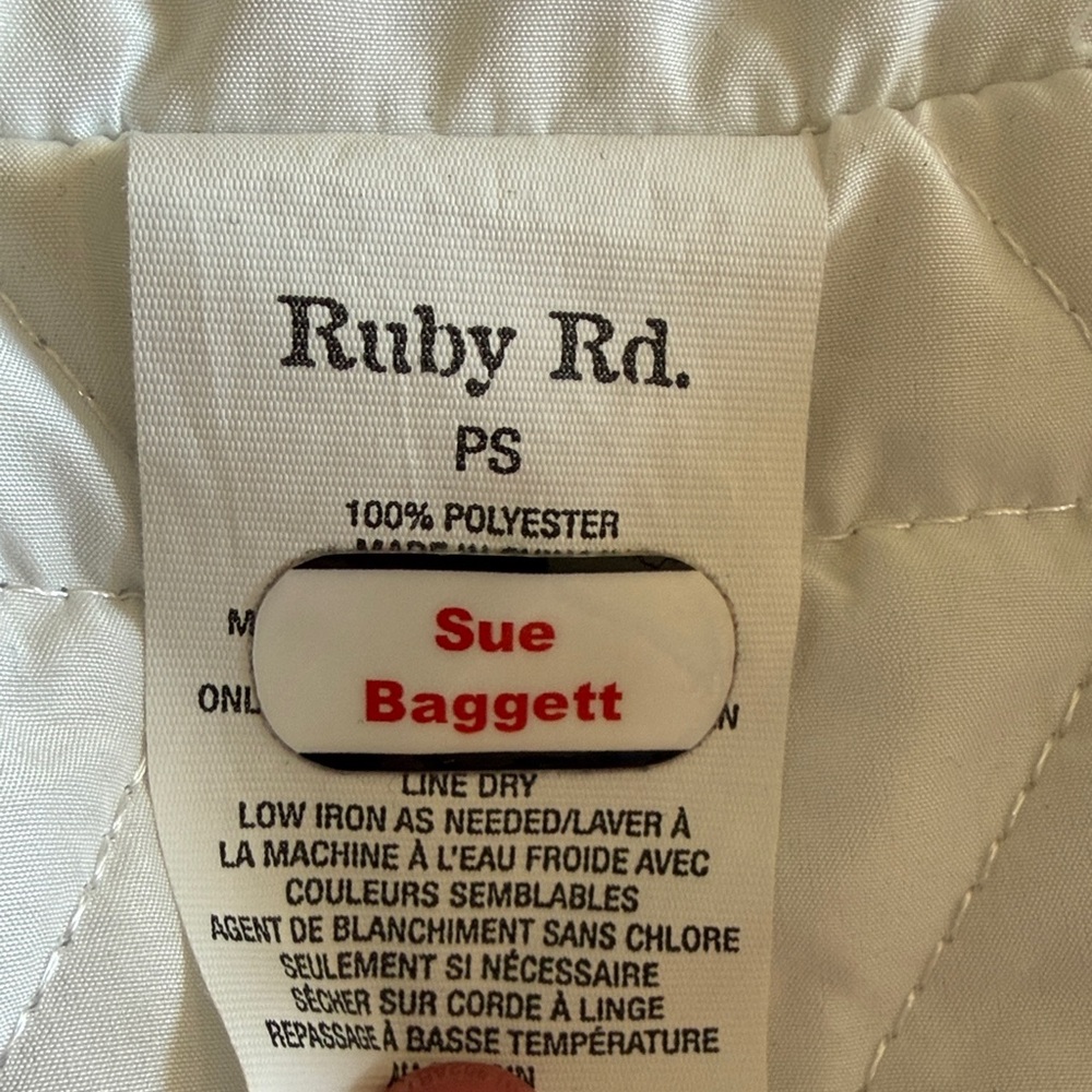 Ruby Rd  Patterned Vest - Picture 5 of 7